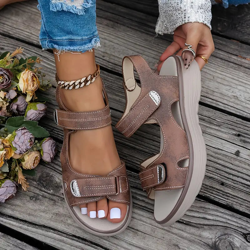 Alia™ | Komfortable Kilehæl Sandaler med Ankelrem